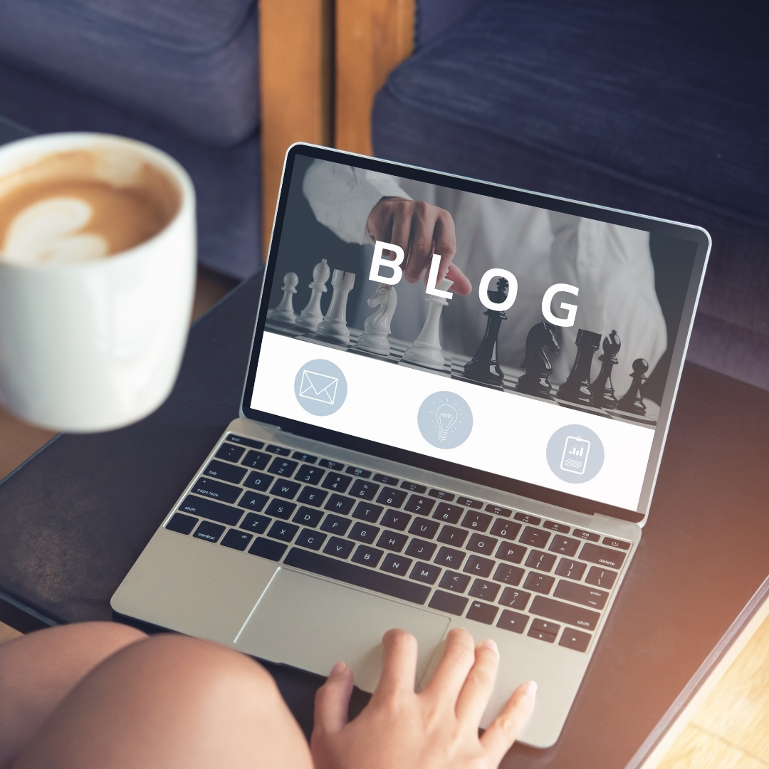 Visual elements of search intent, personal content, omnichannel strategy, and human-first AI SEO.