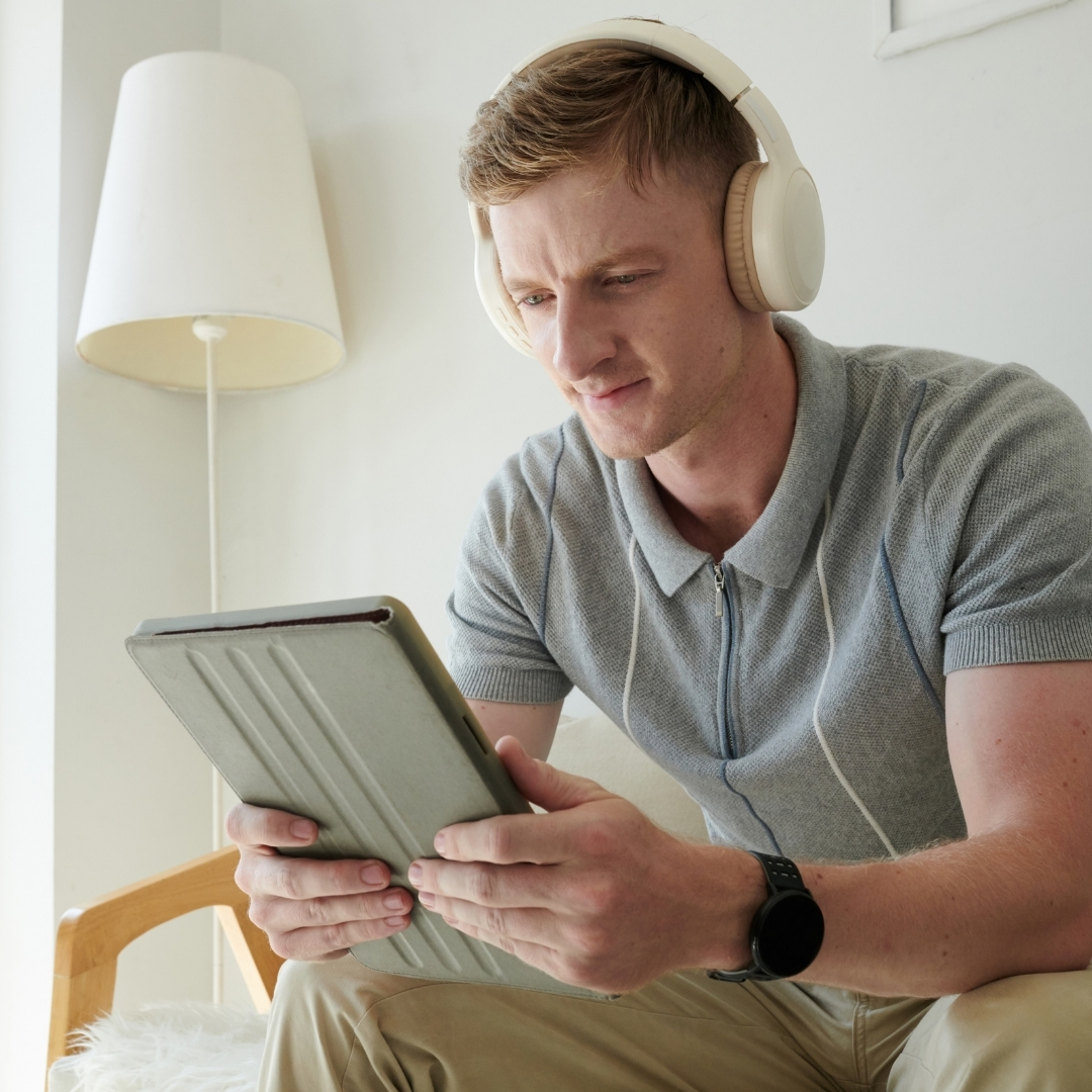 Patient testimonial video for dental services