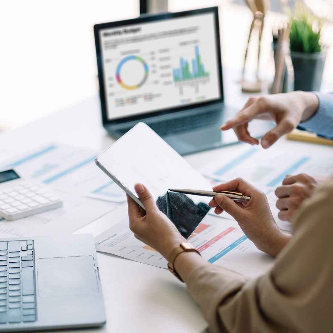 Paid ads and SEO data working together for better marketing insights