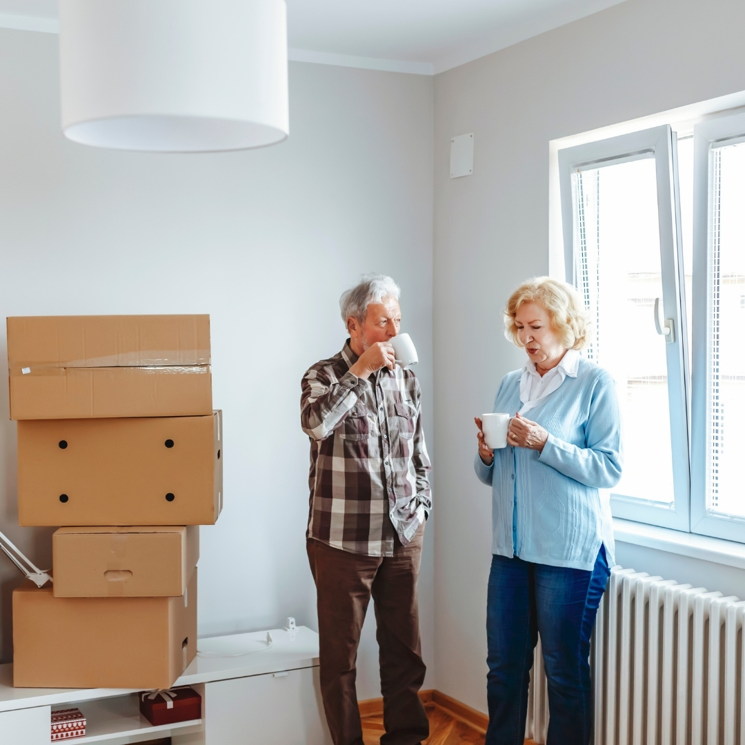 Downsizing and decluttering for senior housing